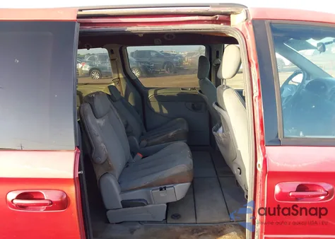 2007 Chrysler Town & Country Lx from USA, damaged, VIN 2A4GP44R17R343713